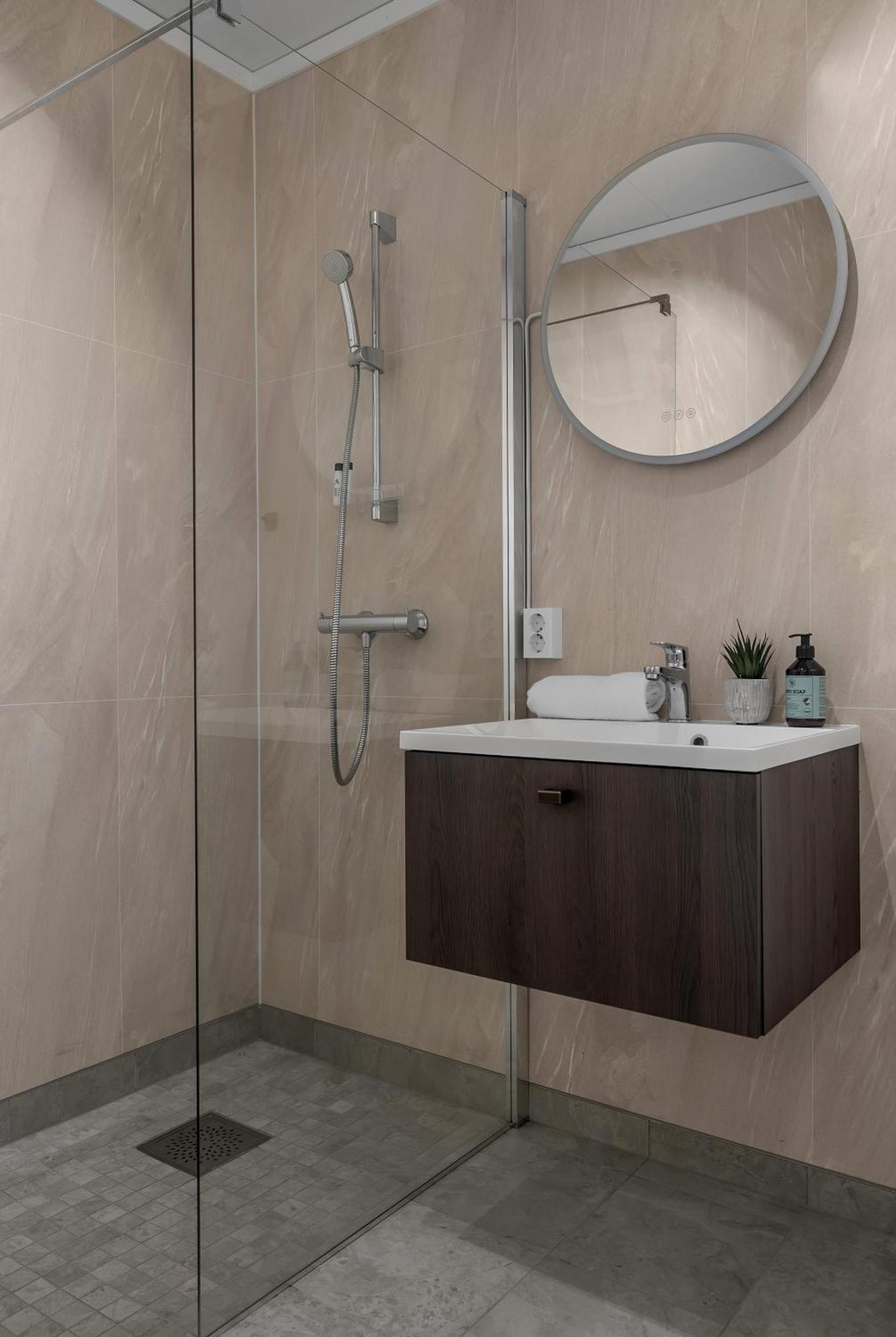 Supercentral City Apartment Eik Тромсьо Екстериор снимка