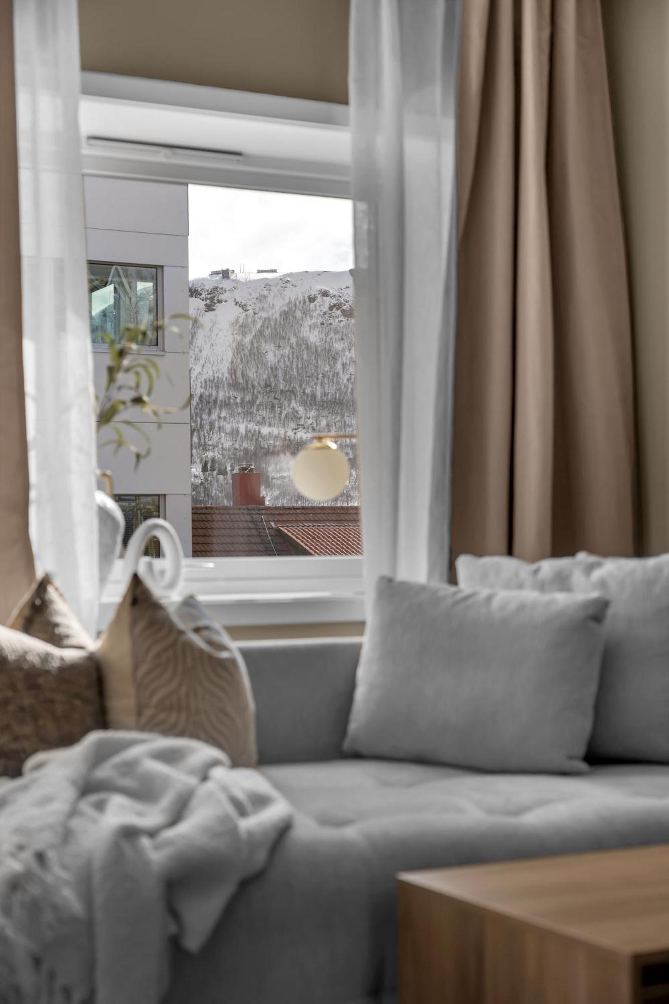 Supercentral City Apartment Eik Тромсьо Екстериор снимка